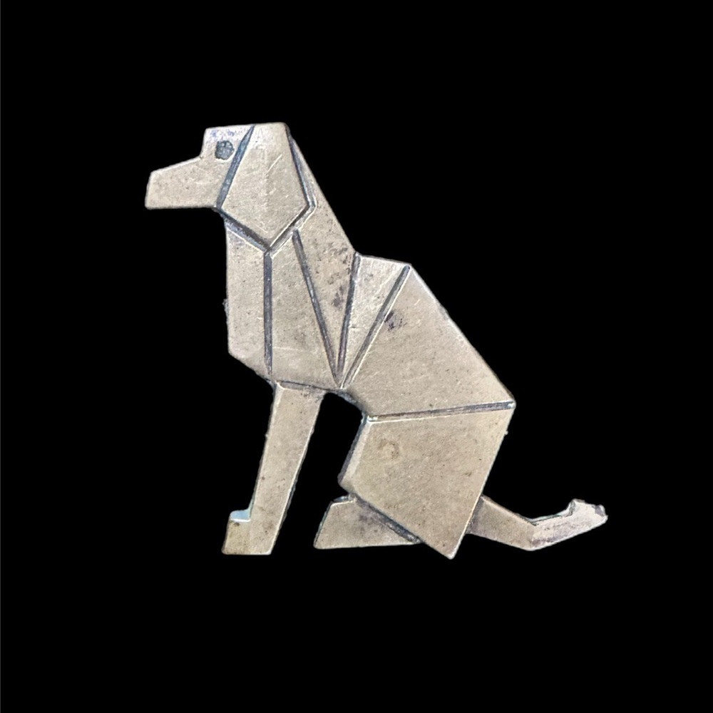 Antique 1920-30s Art Deco Egyptian Revival Pointer Dog Pin.